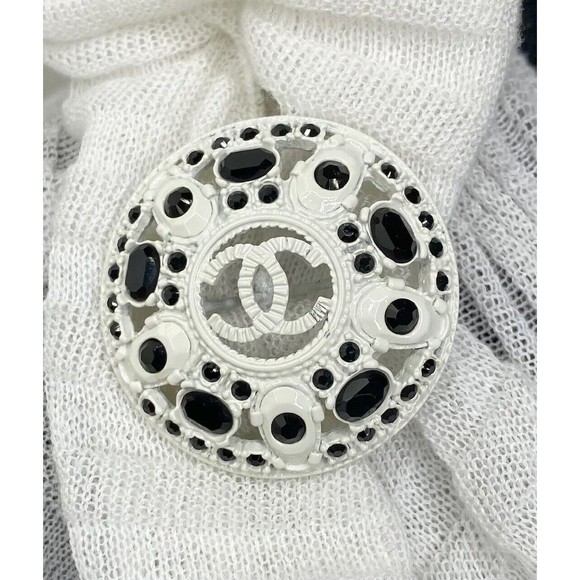 🤍 CHANEL Jewel Button Brooch Pin Ottoman Open Knit Stripe Shoulder Tie Sweater - Picture 4 of 11